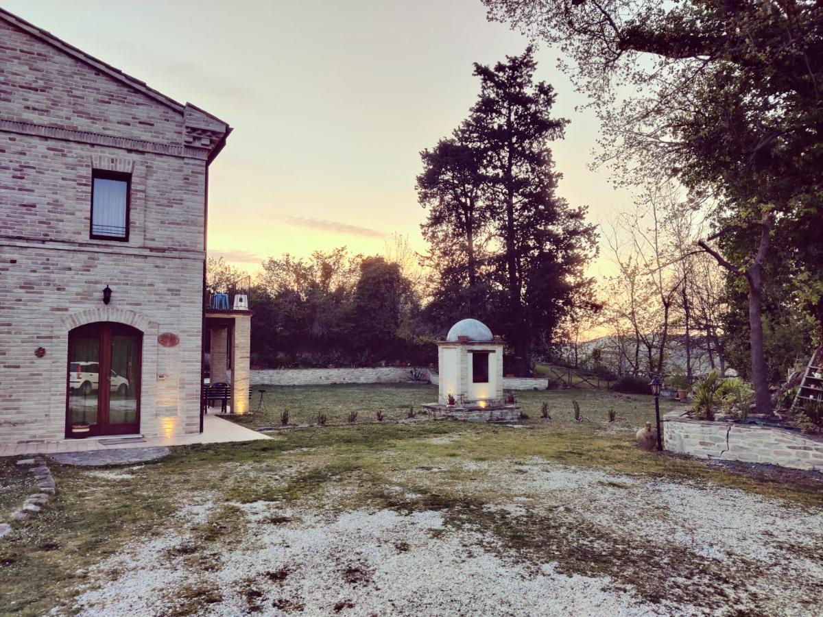 L' Antico Pozzo Country House Monsampietro Morico Luaran gambar